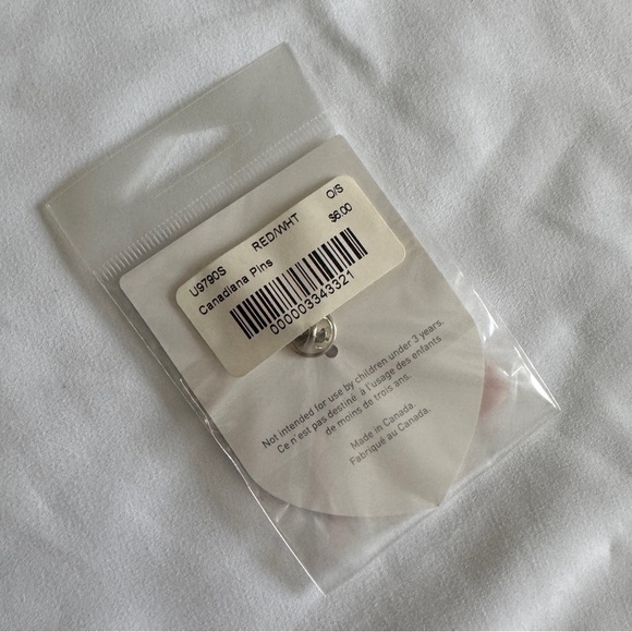 🆕❤️ RARE 2010 Lululemon Logo Olympic Pin - Picture 2 of 2